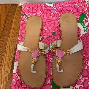 Lily Pulitzer flat sandals size 9 white and pink